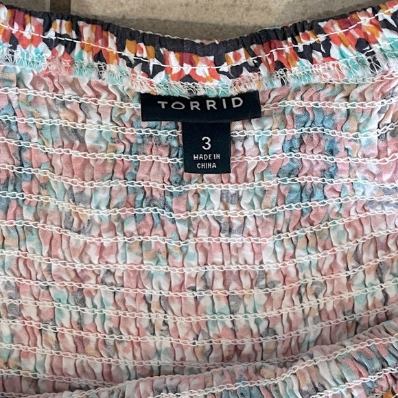 TORRID Mosaic Print Smocked Bell Sleeve Dress Size 3 - Picture 6 of 7